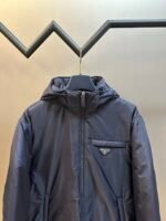 PRADA Men's Re-Nylon Hooded Down Jacket (SGN9551WQ9-F0002） - 图片 18