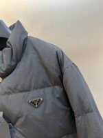 Prada technical fabric down jacket (292286-13GP-F0594-S-OOO） - 图片 9
