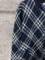 Burberry Check Wool Blend Bomber Jacket in Ink blue（81106321） - 图片 8