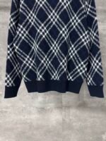Burberry Check Wool Blend Bomber Jacket in Ink blue（81106321） - 图片 10
