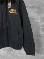 Tyler, The Creator x Louis Vuitton Cotton Aviator Jacket With Monogram Fleece Collar "Noir"（1AFPTM） - 图片 4