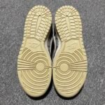 【SALE】Travis Scott × Nike SB Dunk Low (CT5053-001) - 图片 8