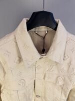 Louis Vuitton Monogram Embossed Denim Jacket（1AHBEV） - 图片 3