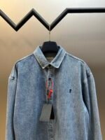 SAINT LAURENT Cassandre shirt in day blue denim（823437Y14MJ4248） - 图片 4