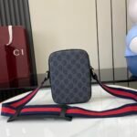 GUCCI GG Supreme Messenger Bag (598103-K5RLN-1095) - 图片 3