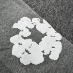 DENIM TEARS The Cotton Wreath Sweatshirt "Black"(301-070-30-GREY） - 图片 13