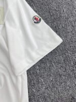 Moncler monogram cotton t-shirt（J20918C000218390T999） - 图片 5