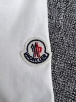 Moncler monogram cotton t-shirt（J20918C000218390T999） - 图片 9