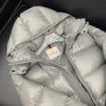 Moncler maya series solid color lacquered down jacket“BLACK”（0911A536006895099） - 图片 17