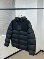 MONCLER Black Veumont Men's Hooded Short Down Jacket（K10911A00028597YD999） - 图片 17