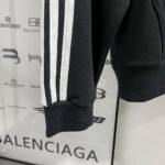 adidas BALENCIAGA Zip-Up Hoodie Small Fit "Black" (723754TNVN28482） - 图片 4