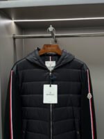MONCLER Lightweight Down Knit Jacket with Hooded Icon Patch（J20919B00022M1131999） - 图片 10