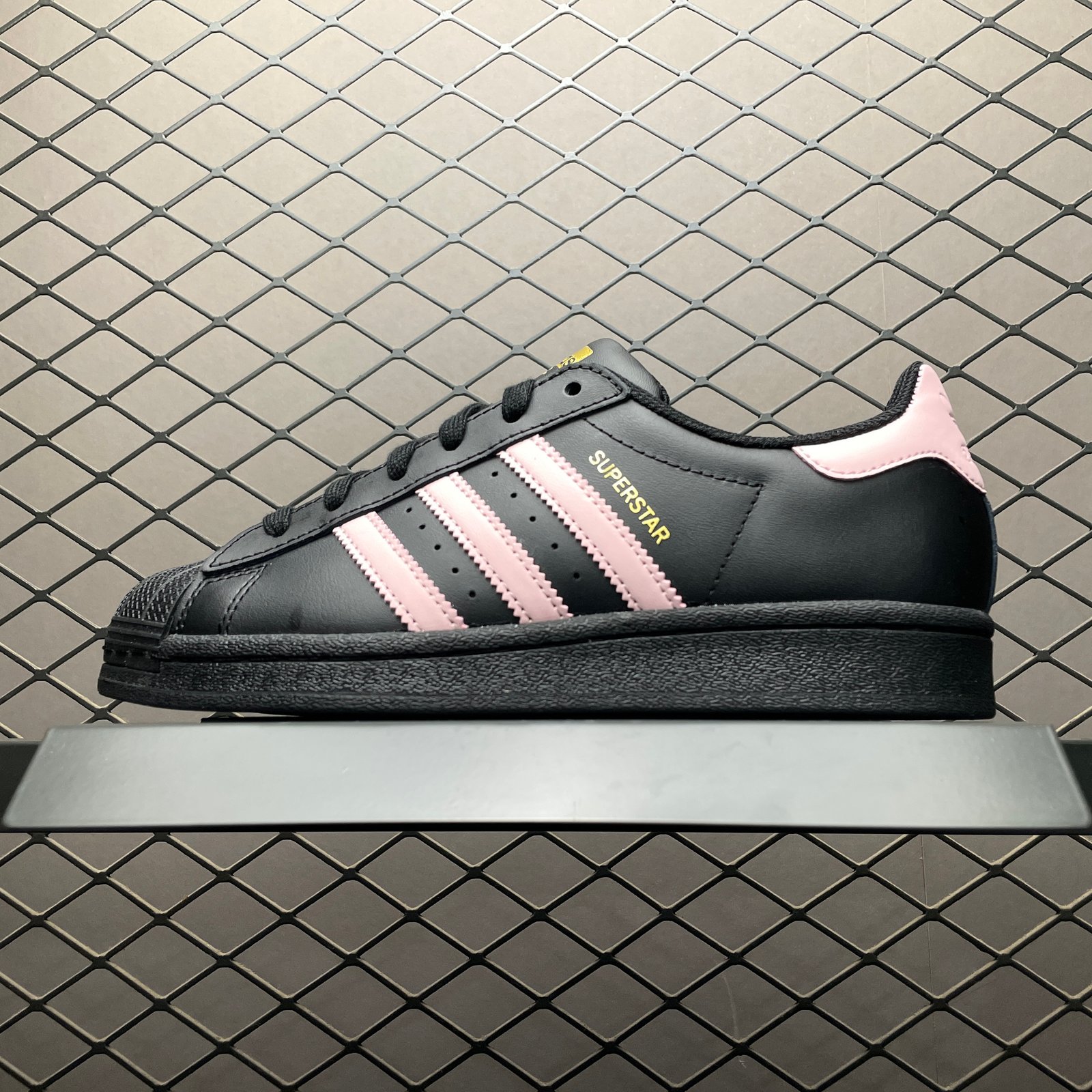 imgHD-9eb4d1cc-20250313-i1741797139338-676-0-0-jpg adidas Originals Superstar(EG4959) - 图片 1