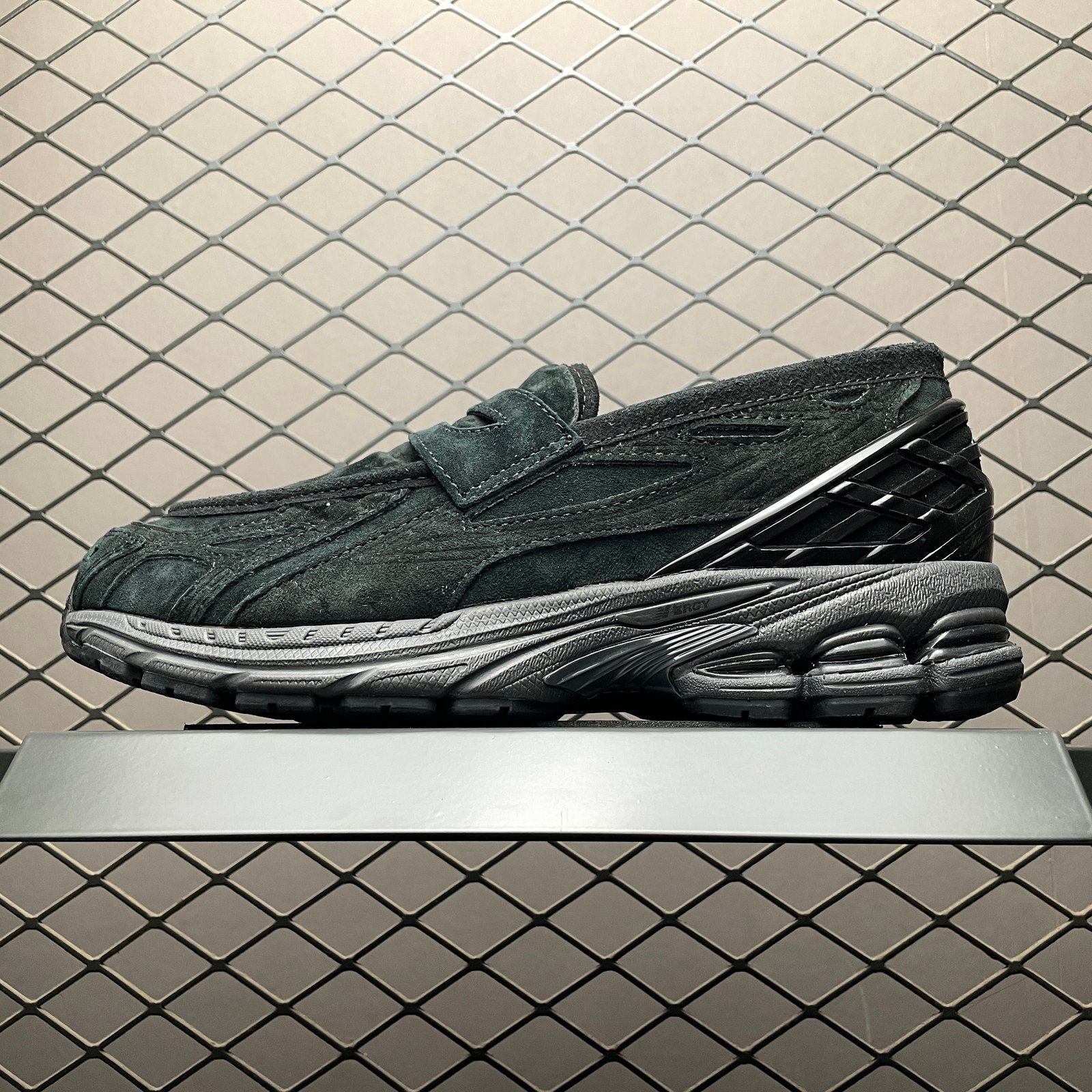 imgHD-9eb4d1cc-20250605-i1749139063336-5761-0-0-jpg New Balance 1906L "Black Suede" (U1906LNT) - 图片 1