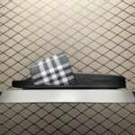 Burberry Check EKD Motif Slide (81075141)