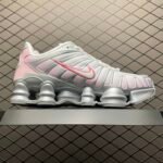 Nike Women's Shox TL "Metallic Platinum/Pinksicle"（ HV2520-001） - 图片 2
