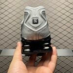 Nike Women's Shox TL "Metallic Silver/White/Wolf Grey/Black"（HQ4049-001） - 图片 3