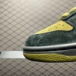 Supreme x Dunk Low SB 'Camper Green' (HQ8487-300) - 图片 7