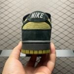 Supreme x Dunk Low SB 'Camper Green' (HQ8487-300) - 图片 5