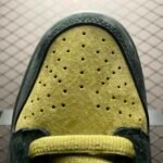 Supreme x Dunk Low SB 'Camper Green' (HQ8487-300) - 图片 8