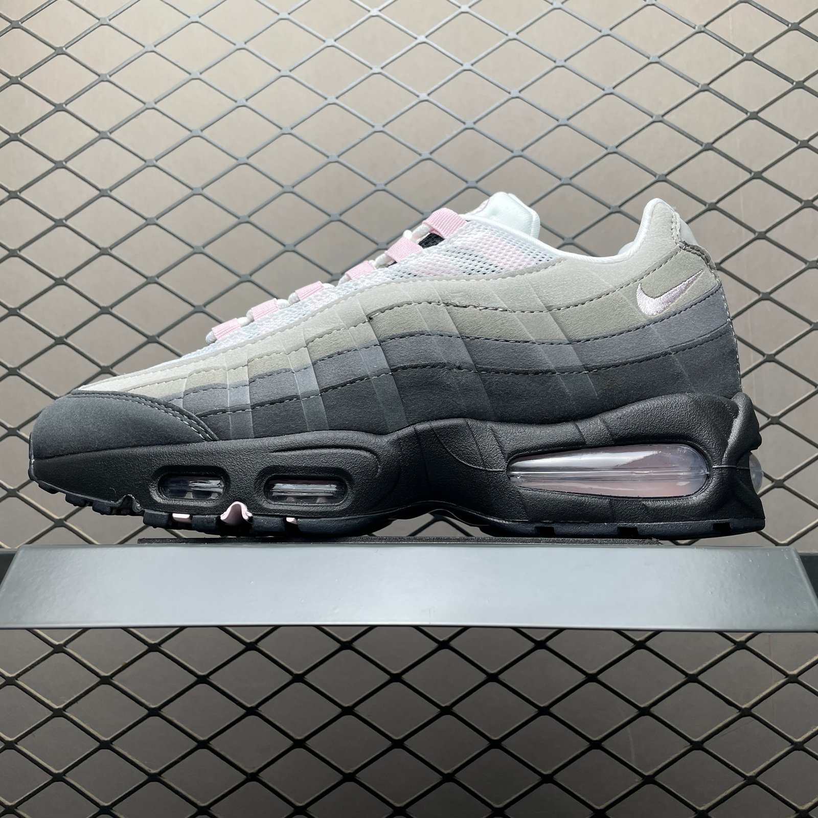 imgHD-9eb4d1cc-20251118-i1763395774097-2019-0-0-jpg Nike Air Max 95 "Gunsmoke/Pink Foam" (HJ5996-001/CJ0588-001) - 图片 1