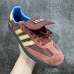 Wales Bonner × adidas Samba Nylon Low “Fox Brown/Sandy Beige/Lucky Blue” ウェールズ・ボナー × アディダス サンバ ナイロン ロー “フォックスブラウン/サンディーベージュ/ラッキーブルー” IE0579 - 图片 4