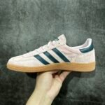 adidas Originals Women’s Handball Spezial “Clear Pink” アディダスオリジナルス ウィメンズ ハンドボール スペツィアル “クリアピンク” IF6561 - 图片 3