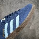 adidas Originals Handball Spezial “College Navy/Clear Sky” アディダスオリジナルス ハンドボール スペツィアル “カレッジネイビー/クリアスカイ” BD7633 - 图片 7
