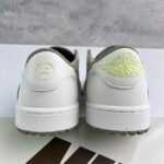 Travis Scott × Nike Air Jordan 1 Low Golf NRG “Neutral Olive” トラヴィススコット × ナイキ エアジョーダン1 ロー ゴルフ NRG “ニュートラルオリーブ”  FZ3124-200 - 图片 8