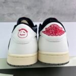 Travis Scott × Nike Women’s Air Jordan 1 Low OG “Medium Olive” トラヴィススコット × ナイキ ウィメンズ エアジョーダン1 ロー OG “ミディアム オリーブ”  DZ4137-106 - 图片 8