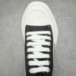 Alexander McQueen Tread Slick Lace Up in Black/White - 图片 7