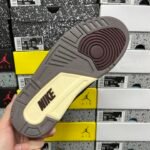 A Ma Maniere × Nike Women’s Air Jordan 3 Retro OG SP “Black and Flat Pewter/WYWS” アママニエール × ナイキ ウィメンズ エアジョーダン3 レトロ OG SP “ブラック アンド フラットピューター/WYWS” FZ4811-001 - 图片 8