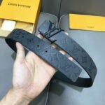 Louis Vuitton ルイヴィトン LOGO ベルト