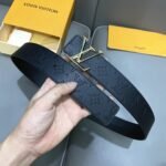 Louis Vuitton ルイヴィトン LOGO ベルト