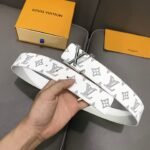 Louis Vuitton ルイヴィトン LOGO ベルト