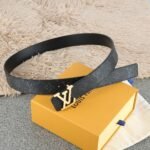 Louis Vuitton ルイヴィトン LOGO ベルト