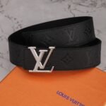 Louis Vuitton ルイヴィトン LOGO ベルト