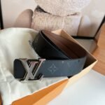 Louis Vuitton ルイヴィトン LOGO ベルト