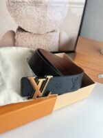 Louis Vuitton ルイヴィトン LOGO ベルト