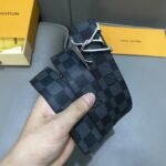 Louis Vuitton ルイヴィトン LOGO ベルト グレー Gray