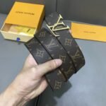 Louis Vuitton ルイヴィトン LOGO ベルト ゴールド Gold