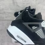 Nike Air Jordan 4 Retro “White Thunder” ナイキ エアジョーダン4 レトロ “ホワイトサンダー”  FQ8138-001 - 图片 4