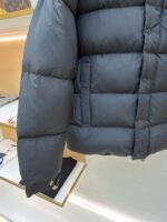 Moncler Matte Maya Down Jacket - 图片 7