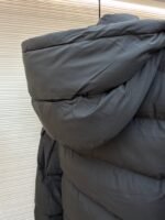 Moncler Matte Maya Down Jacket - 图片 3