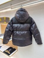 Burberry logo intarsia down jacket - 图片 8