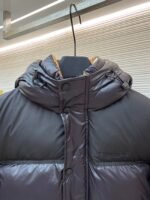 Burberry logo intarsia down jacket - 图片 4