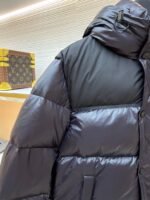 Burberry logo intarsia down jacket - 图片 10