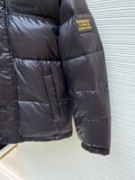 Burberry logo intarsia down jacket - 图片 12