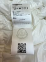 Moncler Matte Mayan Down Jacket - 图片 4