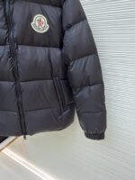 Moncler patch-branded down jackets - 图片 11